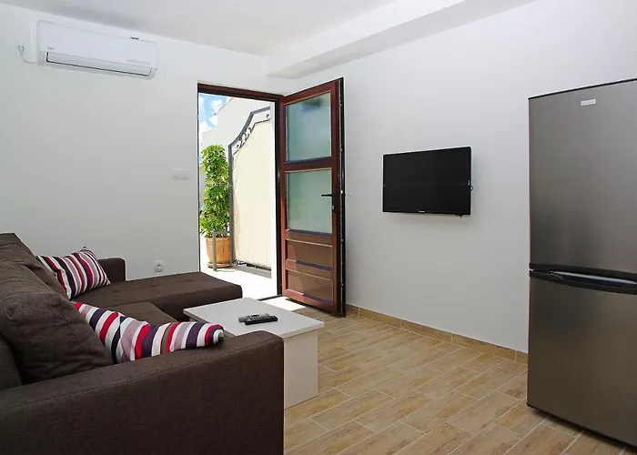 Apartman Lena Bol