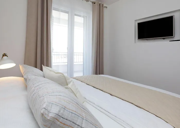 Apartman Lena